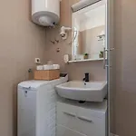 2 Bedroom Amazing In * Petrcane