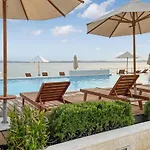 Appartement 2 Bedroom Amazing In *