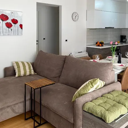 2 Bedroom Beautiful In *